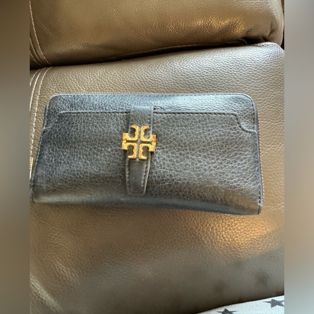 Authentic Tory Burch wallet